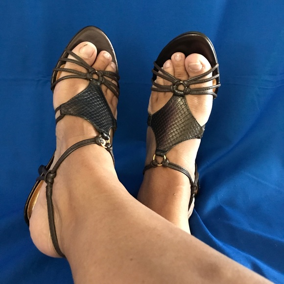 Carlos Santana Bronze Strappy Gladiator Sandal - Picture 5 of 10